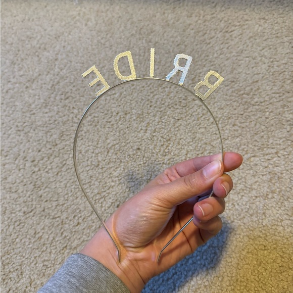 Cute BRIDE headband - Picture 4 of 4